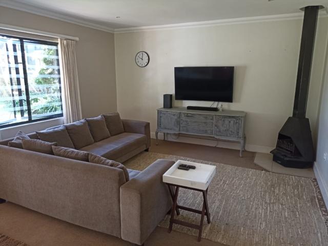 2 Bedroom House To Rent in Gillitts