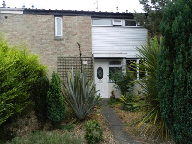 2 Bedroom House To Rent In Grange Estate, NN11