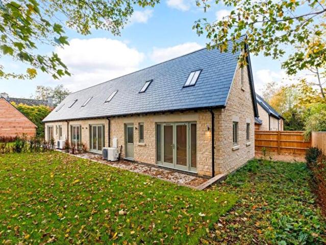 2 Bedroom House To Rent In Harcourt Meadow Blackditch, OX29