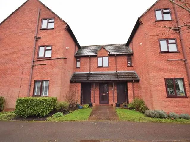 2 Bedroom House To Rent In High Street, Hillmorton, CV21