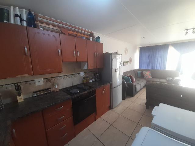 2 Bedroom House To Rent in Krugersdorp North