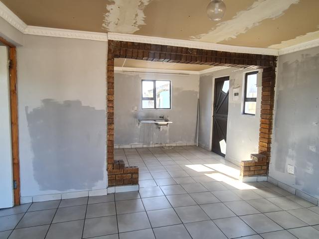 2 Bedroom House To Rent in Kwazakhele