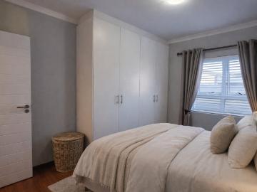 2 Bedroom House To Rent in Kuils River South