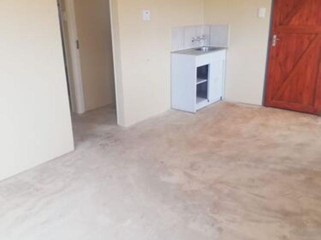 2 Bedroom House To Rent in Lufhereng