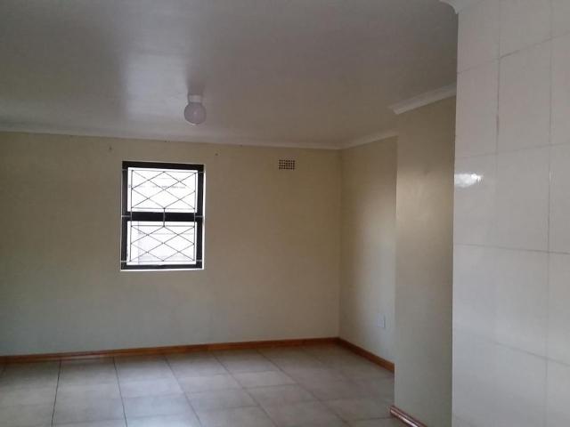 2 Bedroom house to rent in Malibu Village, Blue Downs
