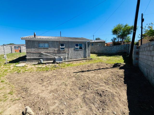 2 Bedroom House To Rent in Mdantsane Nu 8