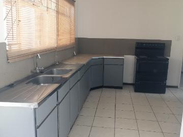 2 Bedroom House To Rent in Morewag