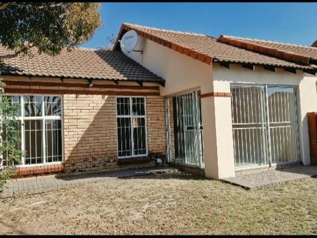 2 Bedroom House to Rent in Noordwyk