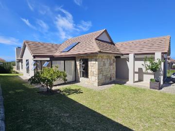2 Bedroom House To Rent in Paradise Coast