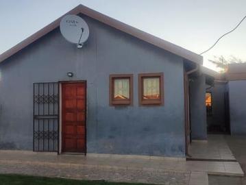 2 Bedroom House to Rent in Protea Glen