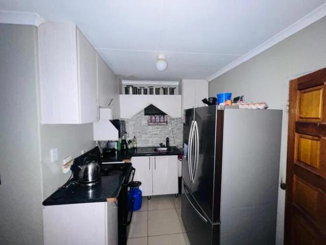 2 Bedroom House to Rent in Protea Glen