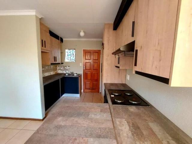 2 Bedroom House to Rent in Protea Glen