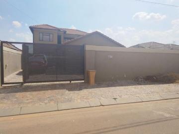 2 Bedroom House to Rent in Protea Glen