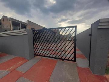 2 Bedroom House to Rent in Protea Glen