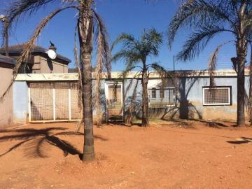 2 Bedroom House to Rent in Protea Glen