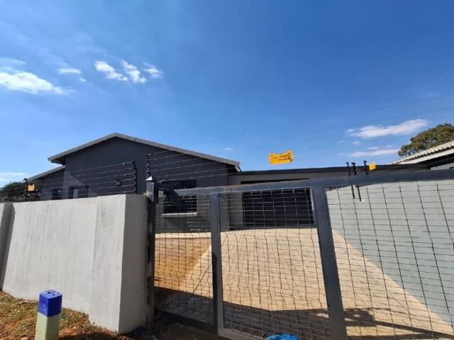 2 Bedroom house to rent in Rayton