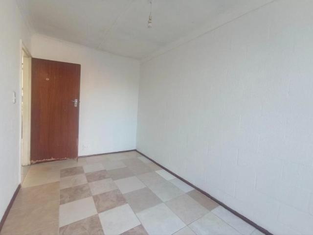 2 Bedroom House To Rent in Rocklands