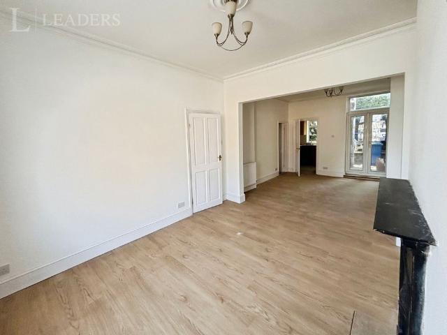 2 bedroom house to rent Macklin Street, Derby, DE1