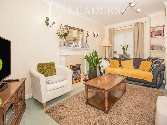 2 bedroom house to rent Monmouth Close, Kenilworth, Warwickshire, CV8