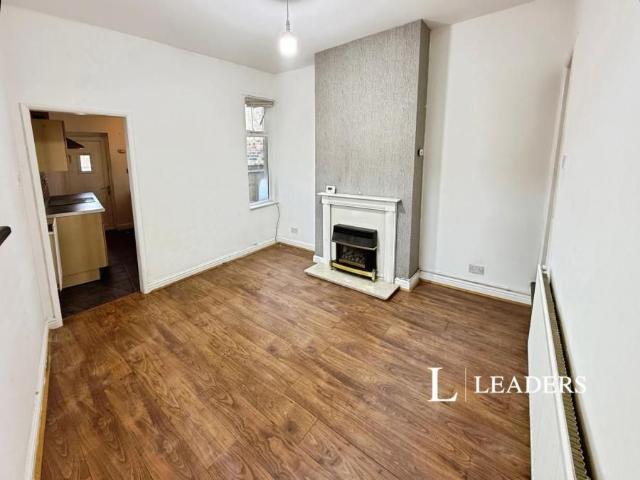 2 bedroom house to rent Oak Street, Stoke on Trent, Staffordshire, ST1