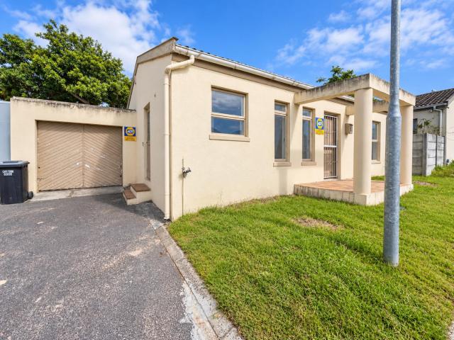 2 Bedroom house to rent R14,650.00 per month Welgelee 1 December 2026