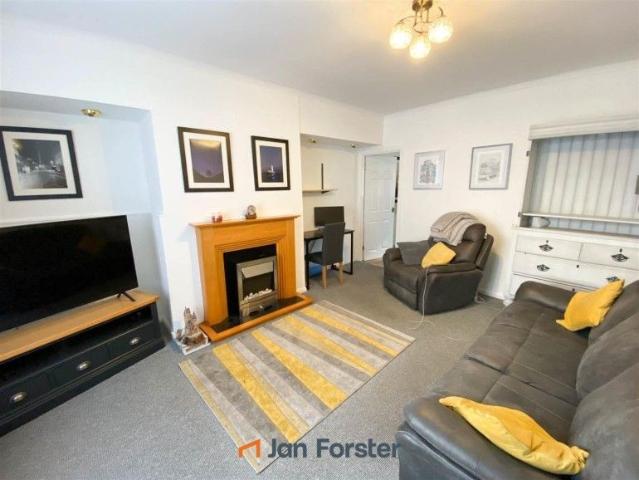 2 Bedroom House Terraced
