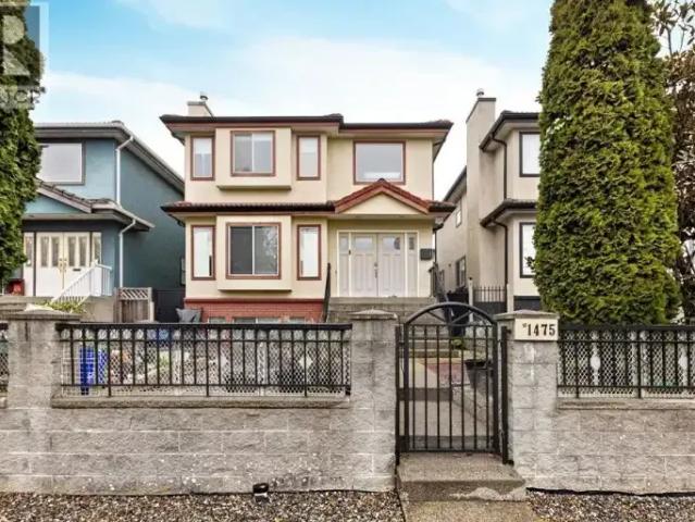 2 Bedroom House Vancouver BC 102366574