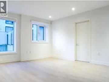 2 Bedroom House Vancouver BC 102578904