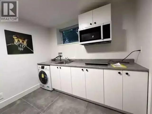 2 Bedroom House Vancouver BC 104106841