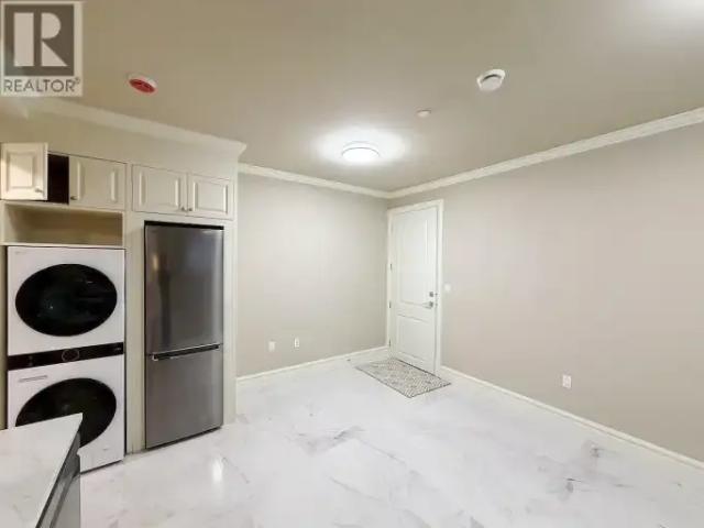 2 Bedroom House Vancouver BC 105048055