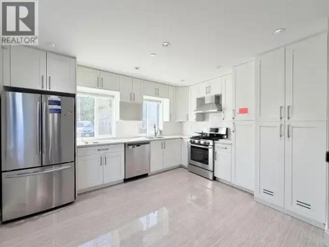 2 Bedroom House Vancouver BC 105543594