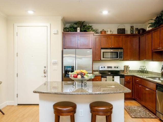 2 bedroom, Houston TX 77042 104509714