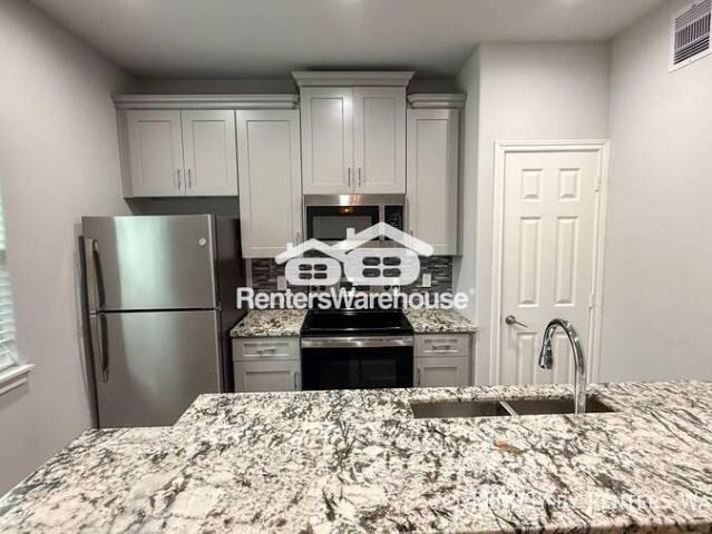 2 bedroom, Houston TX 77051 LS103447233