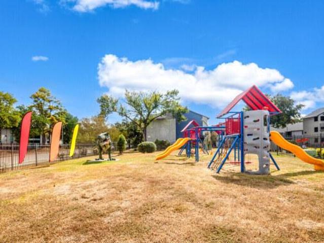 2 bedroom, Houston TX 77067 105858317