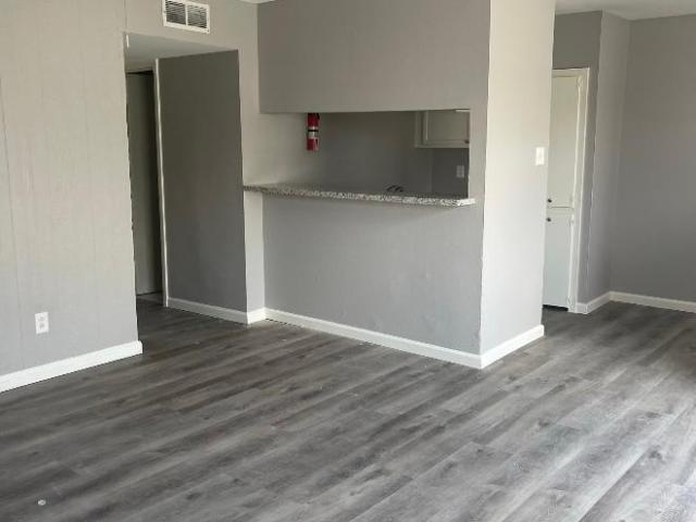 2 bedroom, Houston TX 77076 LS105701174