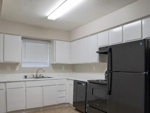 2 bedroom, Houston TX 77082 105858312