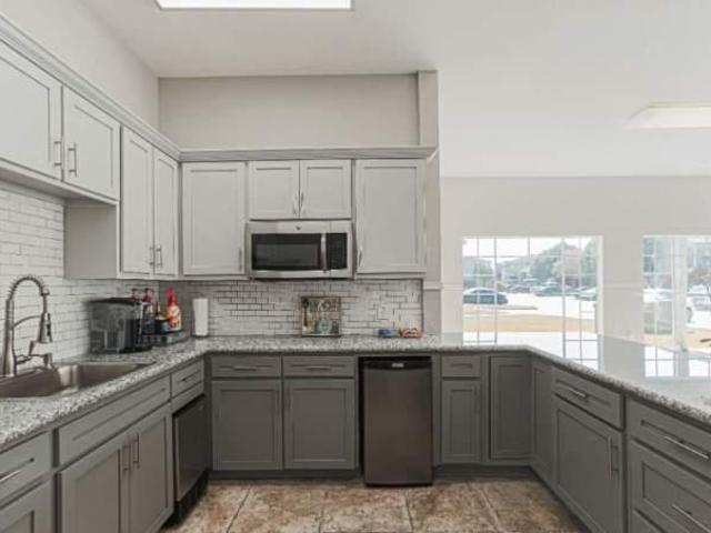 2 bedroom, Houston TX 77088 105858459