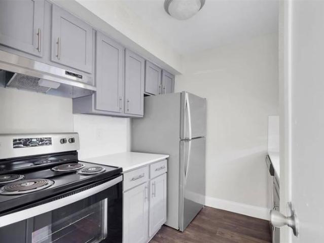 2 bedroom, Houston TX 77090 96295014