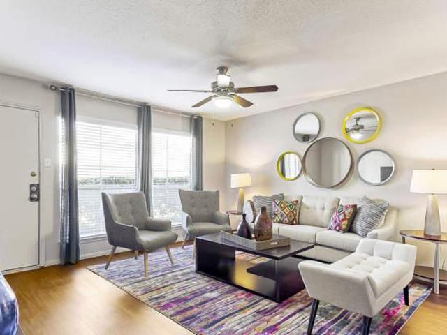 2 bedroom, Houston TX 77090 105243848