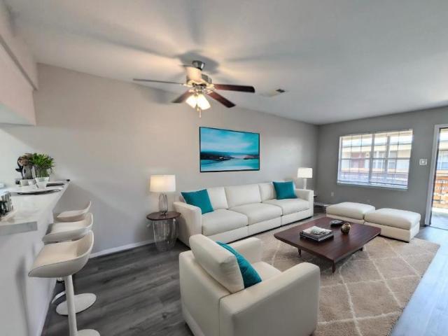 2 bedroom, Houston TX 77092 104203854