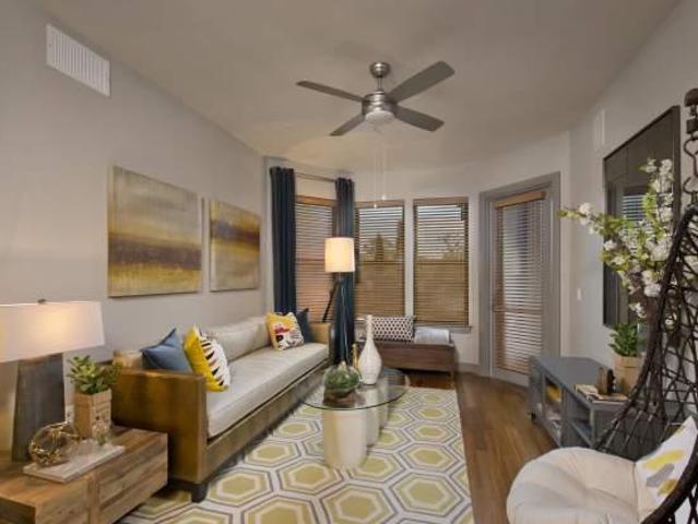 2 bedroom, Houston TX 77098 104861028