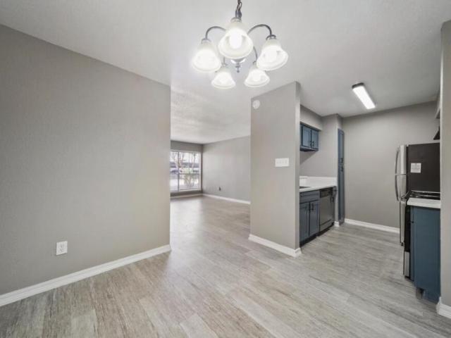 2 bedroom, Houston TX 77007 LS94868806