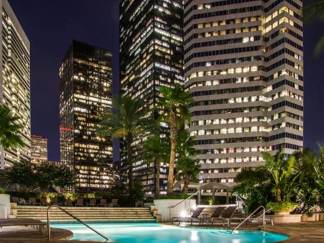 2 bedroom, Houston TX 77010 LS88866926