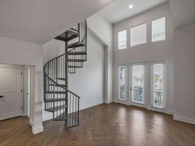 2 bedroom, Houston TX 77019 94793821