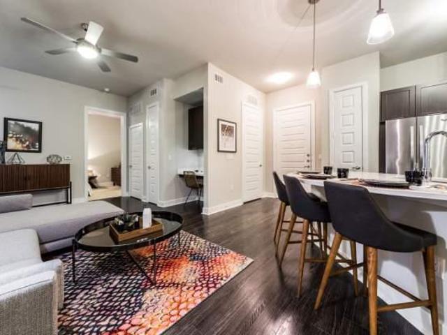 2 bedroom, Houston TX 77027 104861329