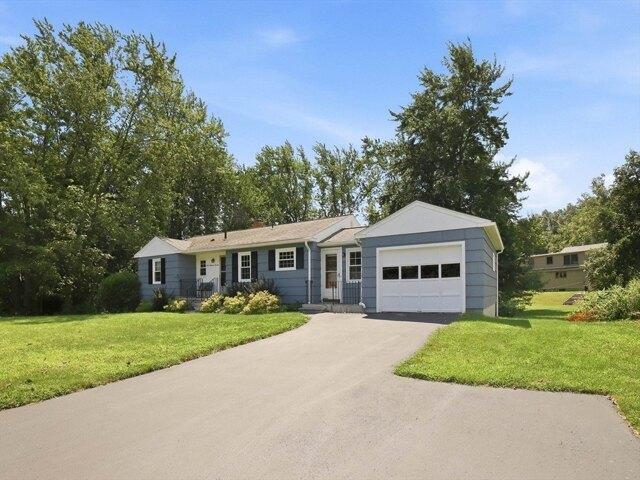 2 bedroom, Holden MA 01520 105415206
