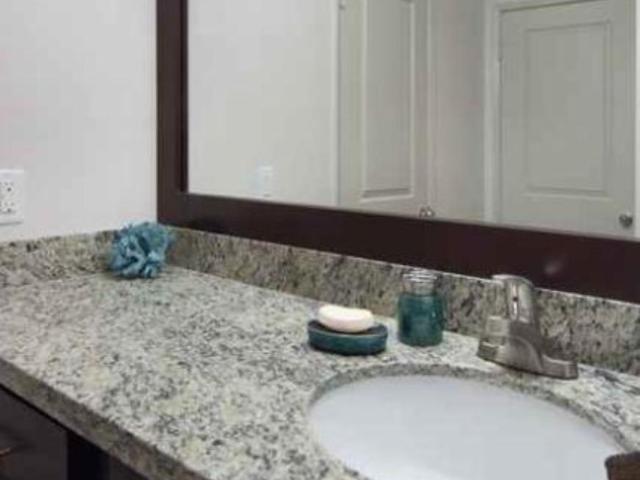 2 bedroom, Hollywood FL 33024 105369308