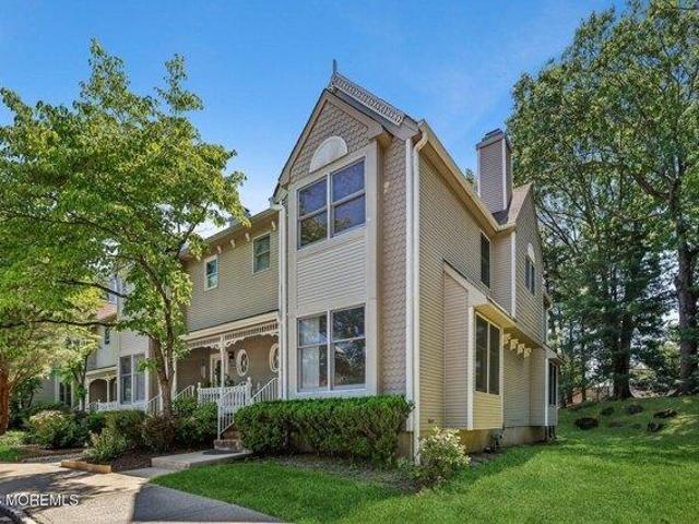 2 bedroom, Holmdel NJ 07733 105255470