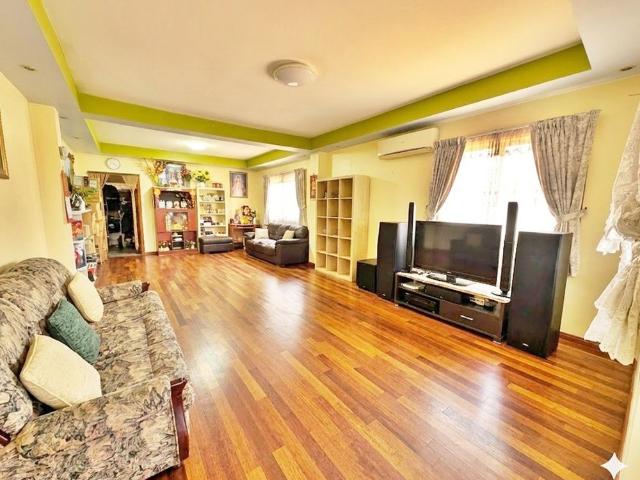 2 BEDROOM HOME WITH WATER USAGE INCLUDED