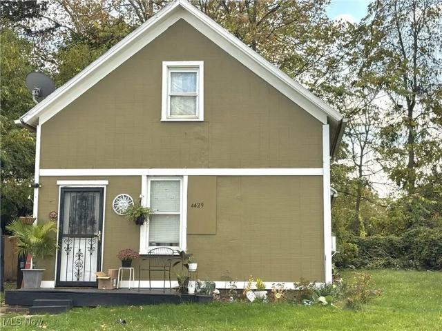 2 Bedroom Home for Rent at 4429 Hyde Ave, Cleveland, OH 44109 Clark Fulton